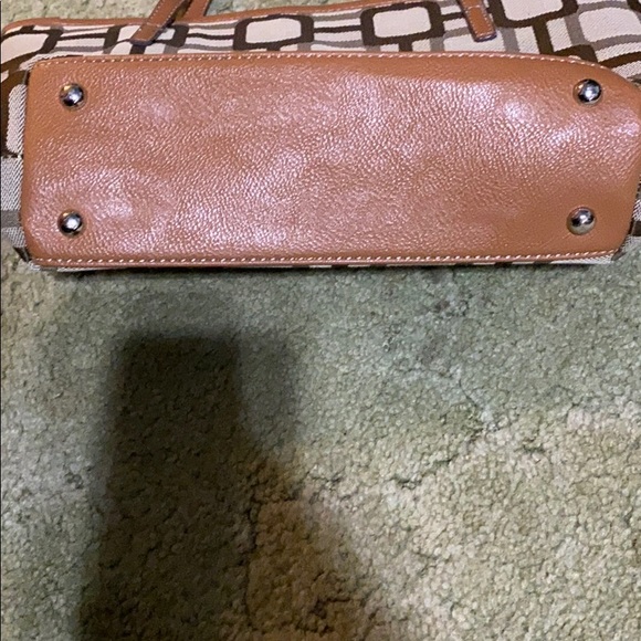 Nine West - Picture 3 of 5